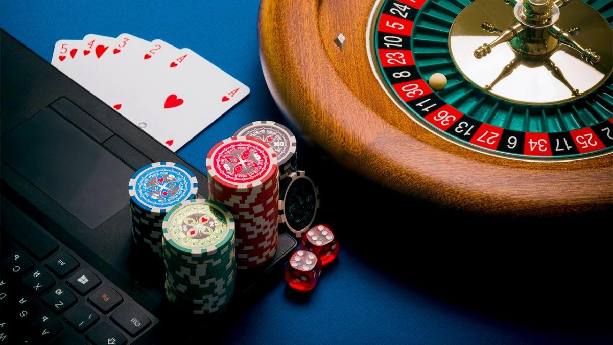 Step Into the World of Judi Online: Where Fun Meets Fortune